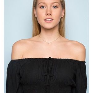 Brandy Melville pearl necklace